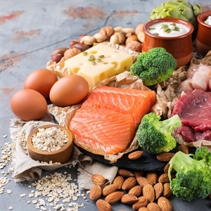 L’esperto: proteine, 1 su 3 dopo i 50 non ne mangia abbastanza